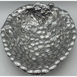 Vintage The Wilton Co. Pewter Grape Leaf Design Silver Trinket Bowl